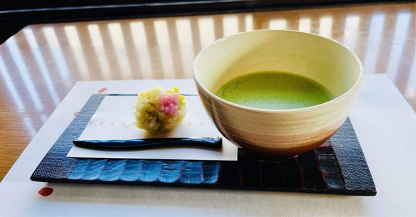 初版本★現代語訳 南方録　著者：熊倉功夫　箱入り　わび茶の思想 秘伝書 希少本 南方録: 千利休の侘茶の思想を解明する唯一の茶書 (教育社新書