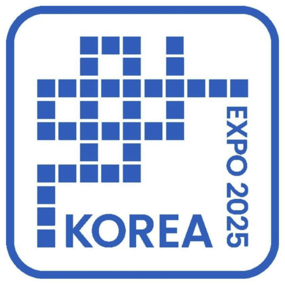 KOREA EXPO 2025 VIPピンバッジ 新品 ピンバッジ ホワイト 韓国