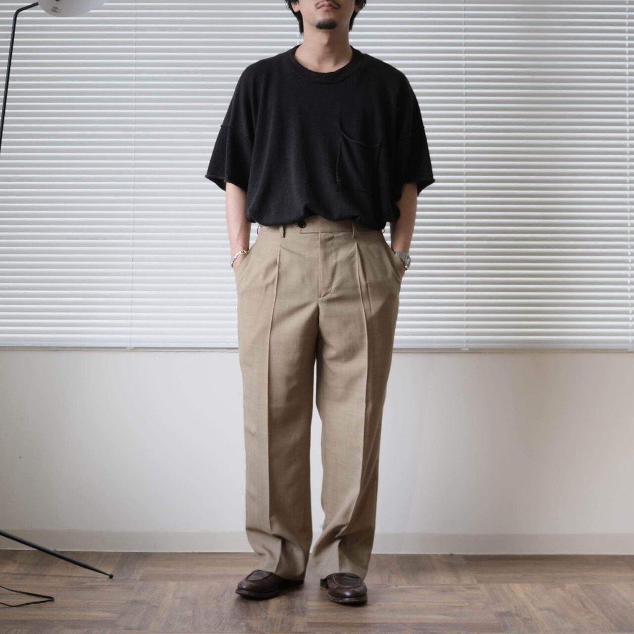 新品 谷吹 OKA ストライプ ポケット 1タック ワイド スラックス パンツ 新品 谷吹 OKA ストライプ ポケット 1タック ワイド スラックス