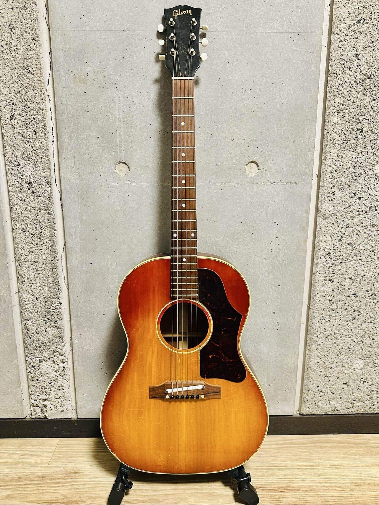 ギター GibsonLG2 Custom pickup vintage sunburst GibsonLG2 Custom pickup vintage sunburst