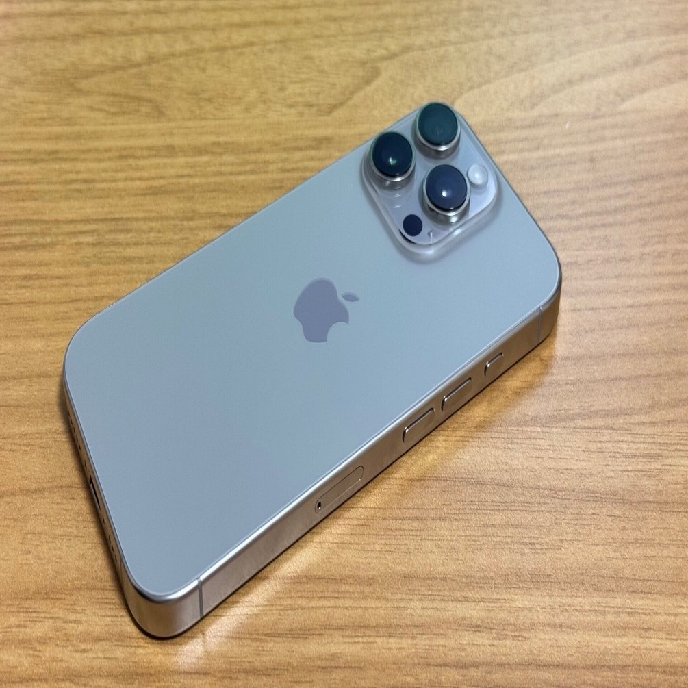 iPhone - iPhone７ロ-ズゴ-ルドau  休日再値引き中 私がiPhoneを選ぶ理由｜なかまる