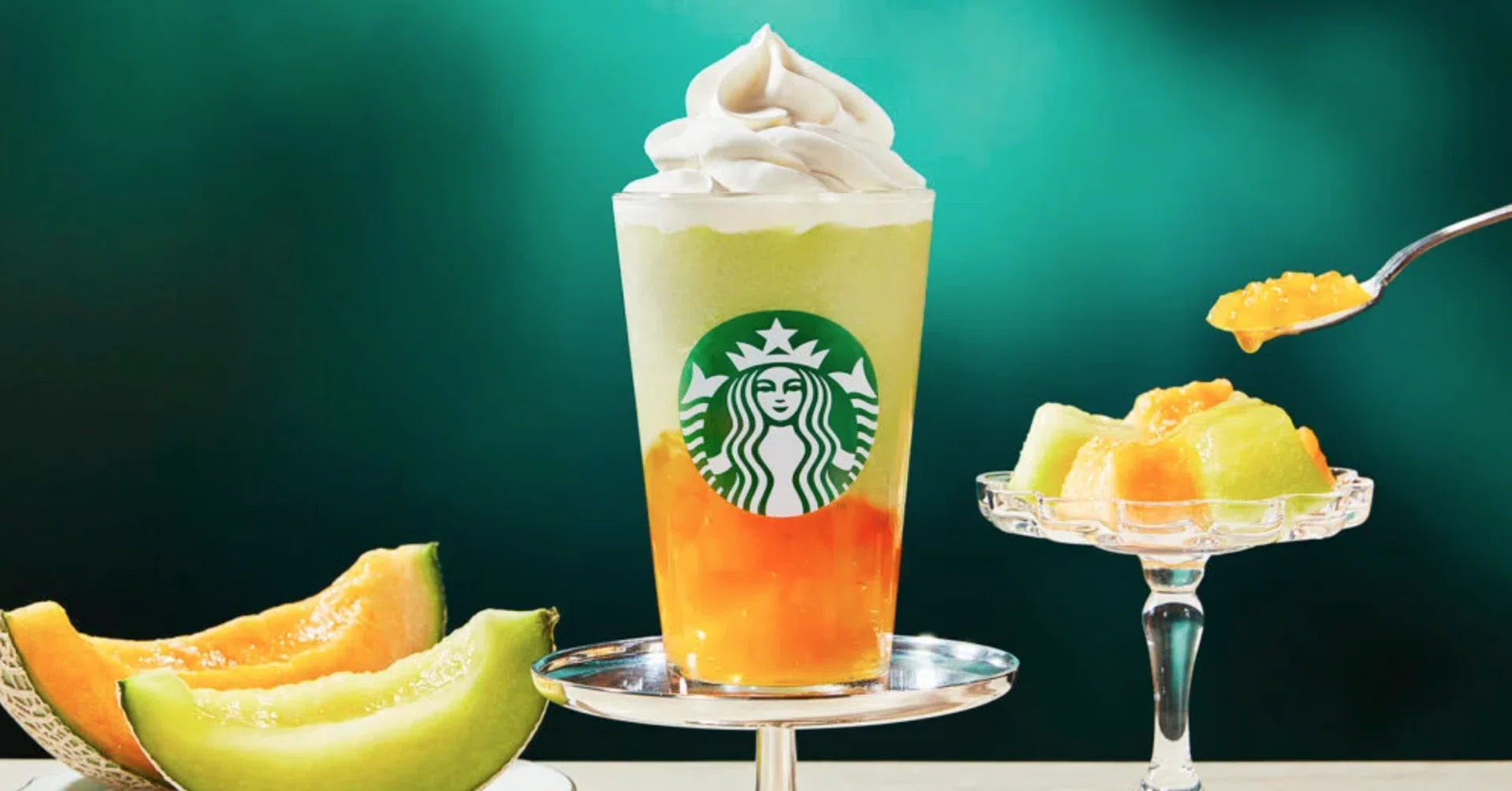 速報】スタバ新作「GOHOBIメロンフラペチーノ」が今年も登場！完熟 