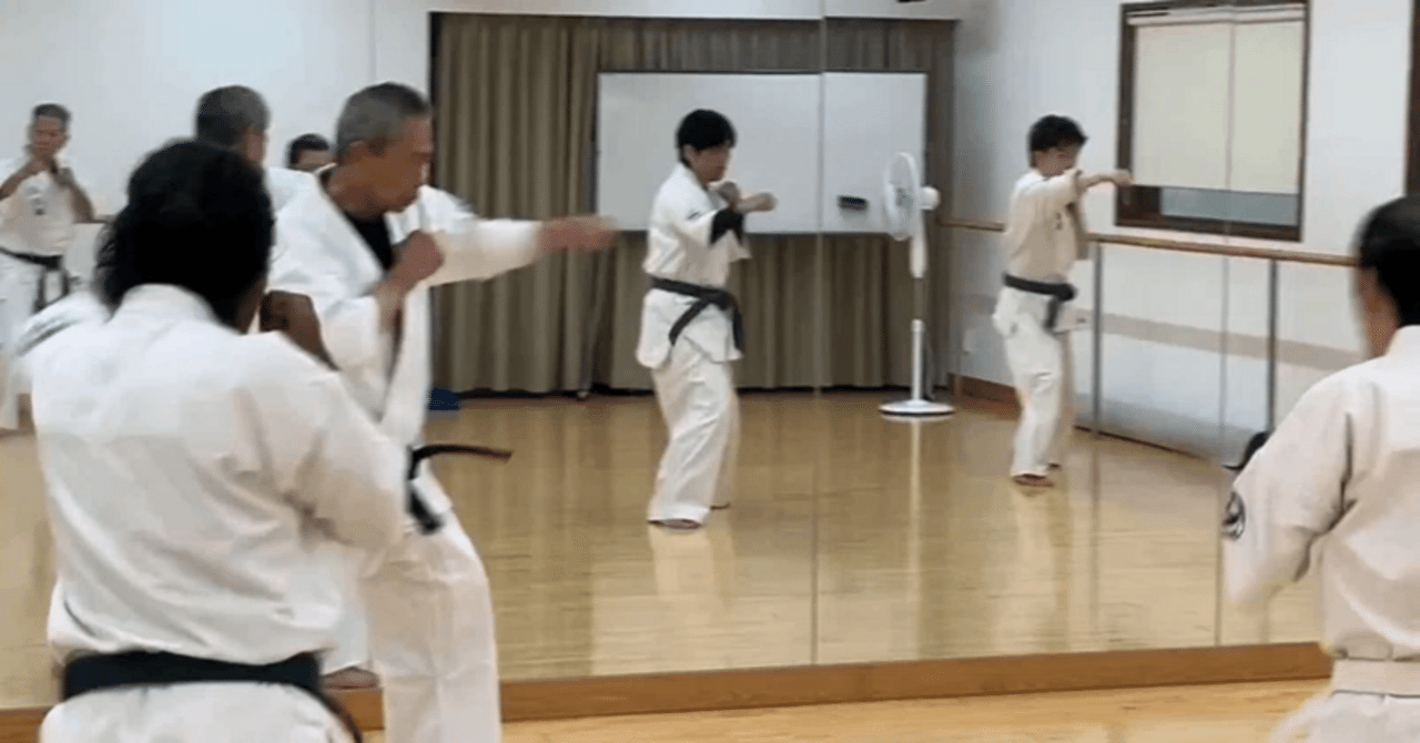秘伝・英武館カラテ 美品！松本英樹 著 秘伝英武館 カラテ☆芦原英幸☆壮神社 国際