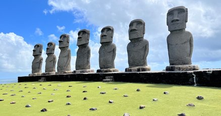 【使用感ほぼなし】大きな石のモアイ 謎の巨大モアイ像が並ぶ 世界遺産「ラパ・ヌイ国立公園」のアフ