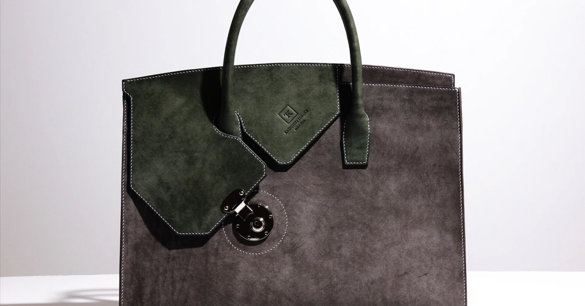 How to Distinguish 'Genuine Leather' and 'Genuine Craftsmanship