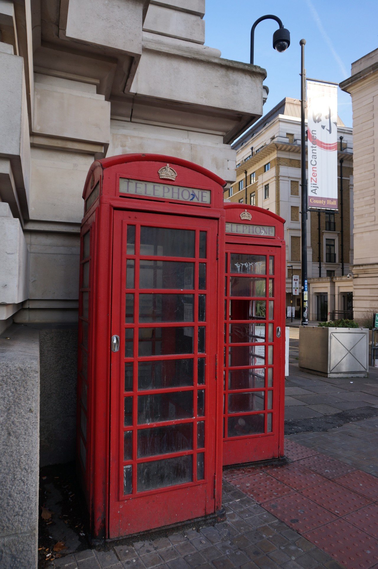 将来なくなってしまうかもしれないもの 公衆電話 ロンドン でも街のシンボルはなくならないでほしい 津島淳太郎 Note