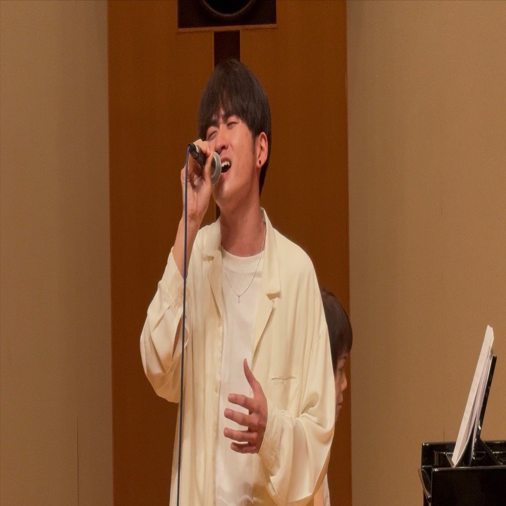 自己紹介・シンガーソングライター・初めてのnote｜持徳浩太(もちとく