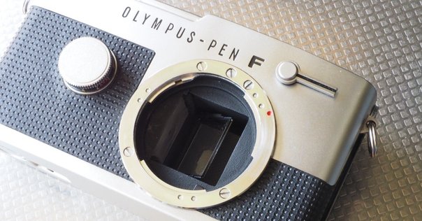 ハーフサイズ一眼レフカメラ Olympus Pen F オリンパス ペンF