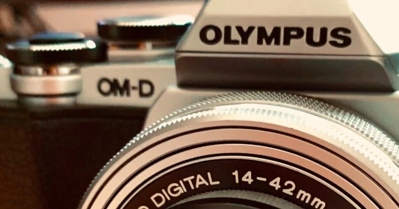 OLYMPUS OM-D E-M1】古いミラーレスカメラで動画撮影しようとしたら OLYMPUS OM-D E-M1】古いミラーレスカメラで動画撮影しようとしたら