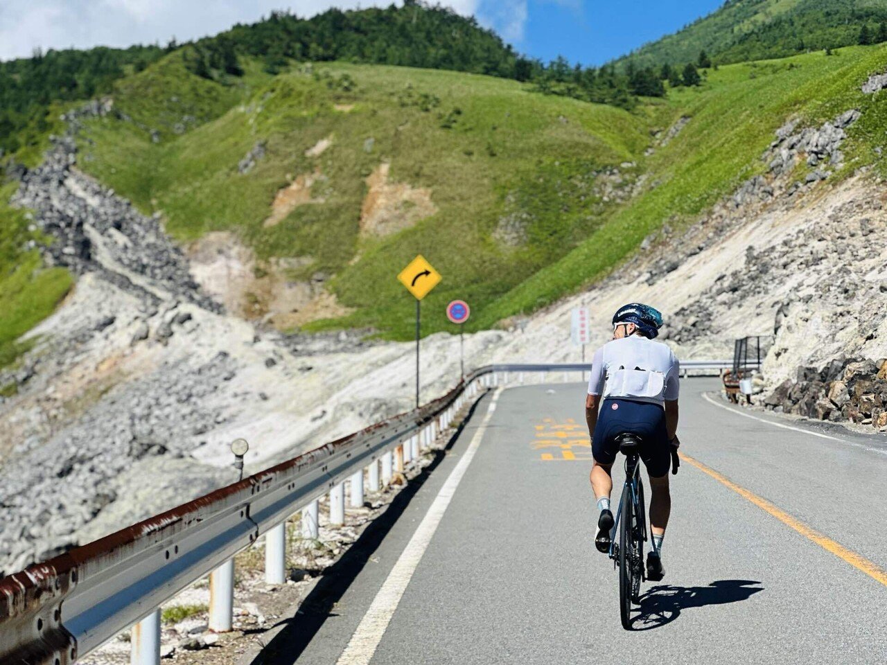 また行きたくなる『渋峠+万座温泉』｜877Bicycle🍌