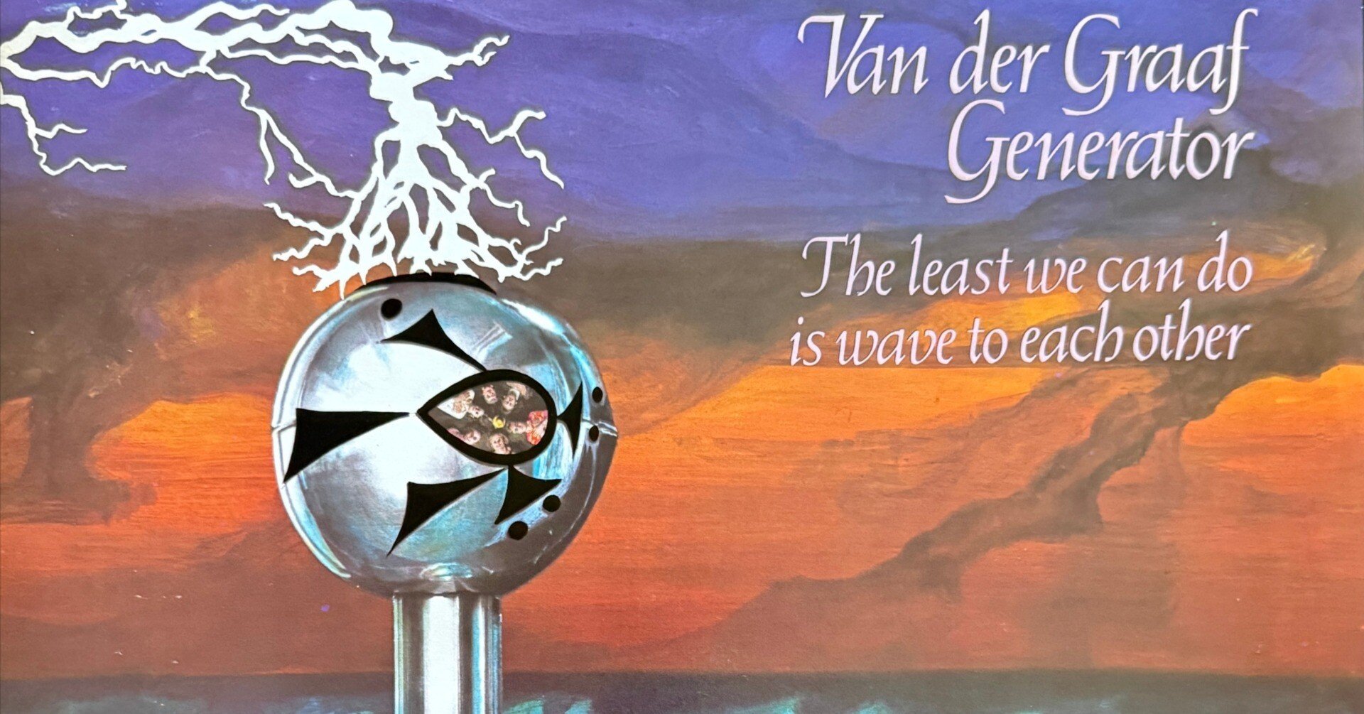 The Least We Can Do Is Wave to Each Other』とは何か？VDGGの思想と