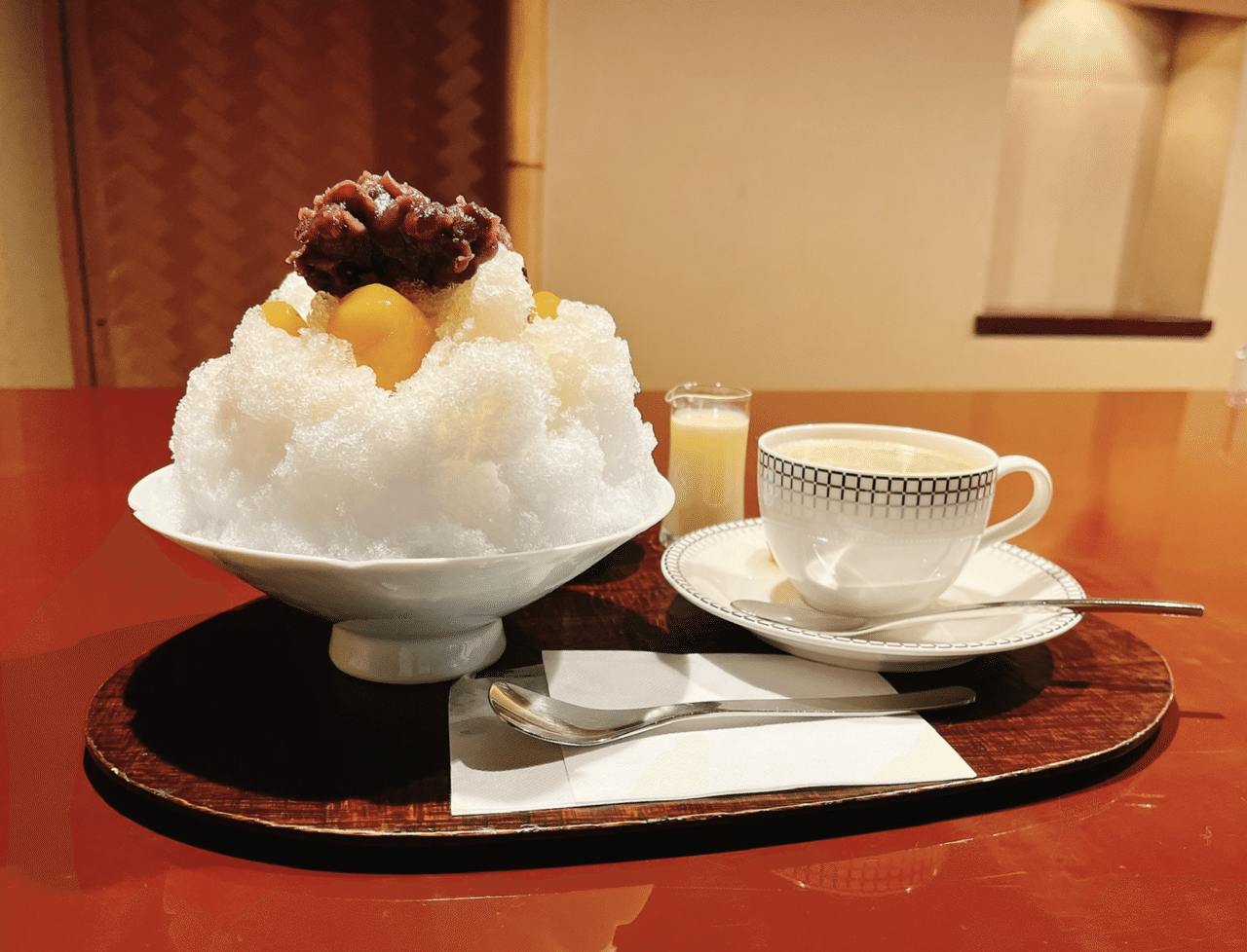 栗とあんこのかき氷の写真