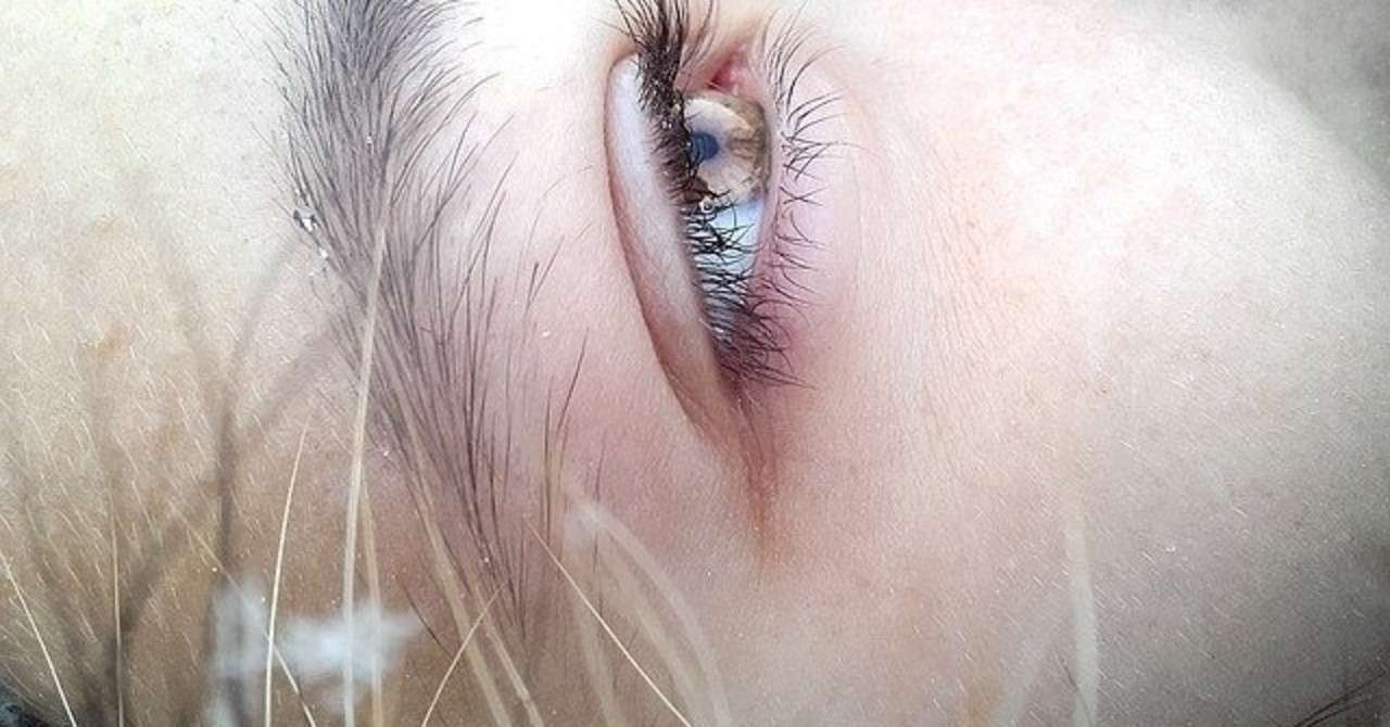 心理 左上を見る 男と女はすれ違い 恋愛心理学 Note