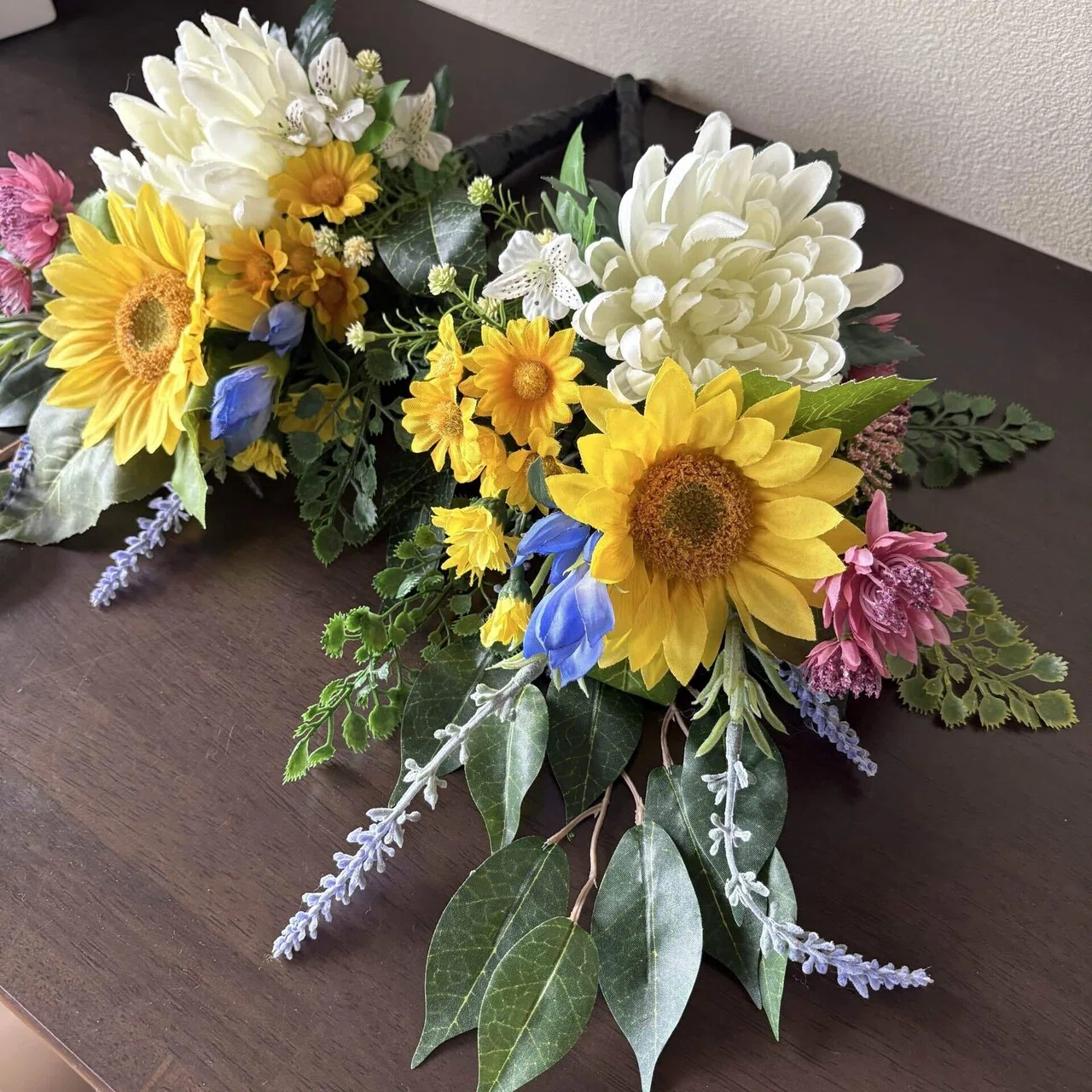 管理不要で本物みたい！AOHANAの「オーダー仏花（仏壇用花束