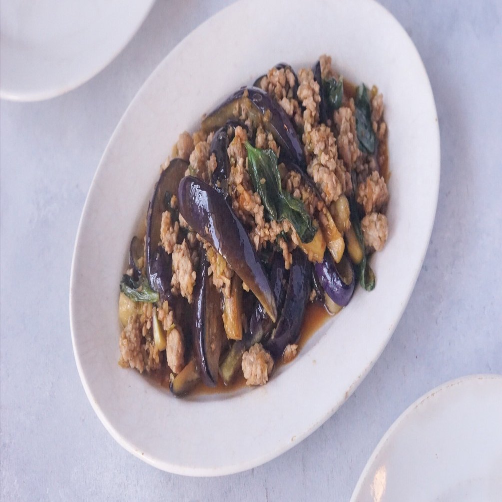 珍しいなすとバジルの苗6本セット 珍しいなすとバジルの苗6本セット 珍しいバジルとなすの苗6本セット