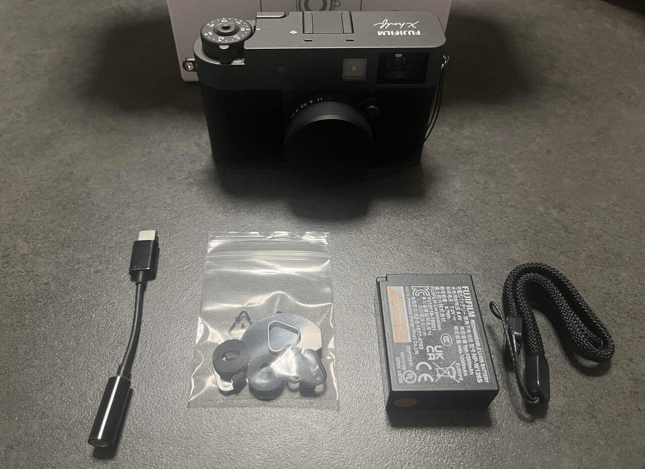 FUJIFILM X-half フジフイルム チャコール ケース付き 2年保証