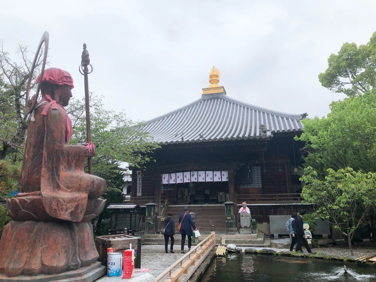 昭和57年／「四国霊場の美」・徳島新聞社©︎ 223ページ。【豪華本・写真集】。 旅行記】徳島県鳴門市「霊山寺と四国遍路」｜地域文化ライター研究生