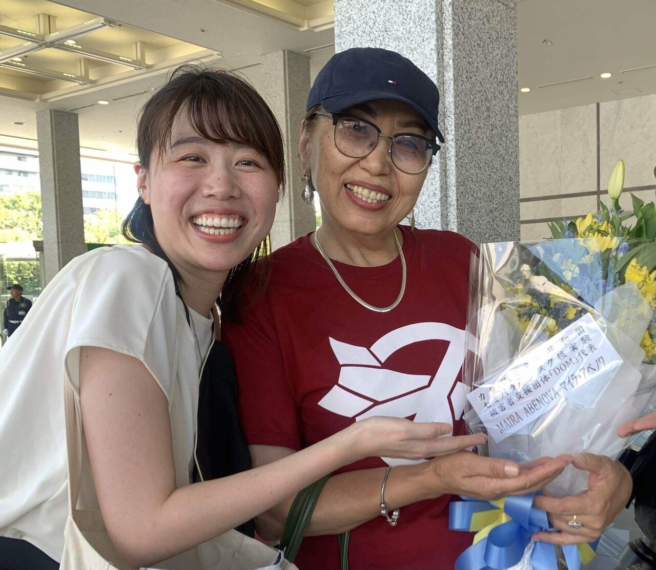 超希少限定非売品／洋書：セミパラチンスク核実験場跡の安全性確保の取り組みレポート 核実験を生き延びてーセミパラチンスクの証言①マイラ・アベノバ