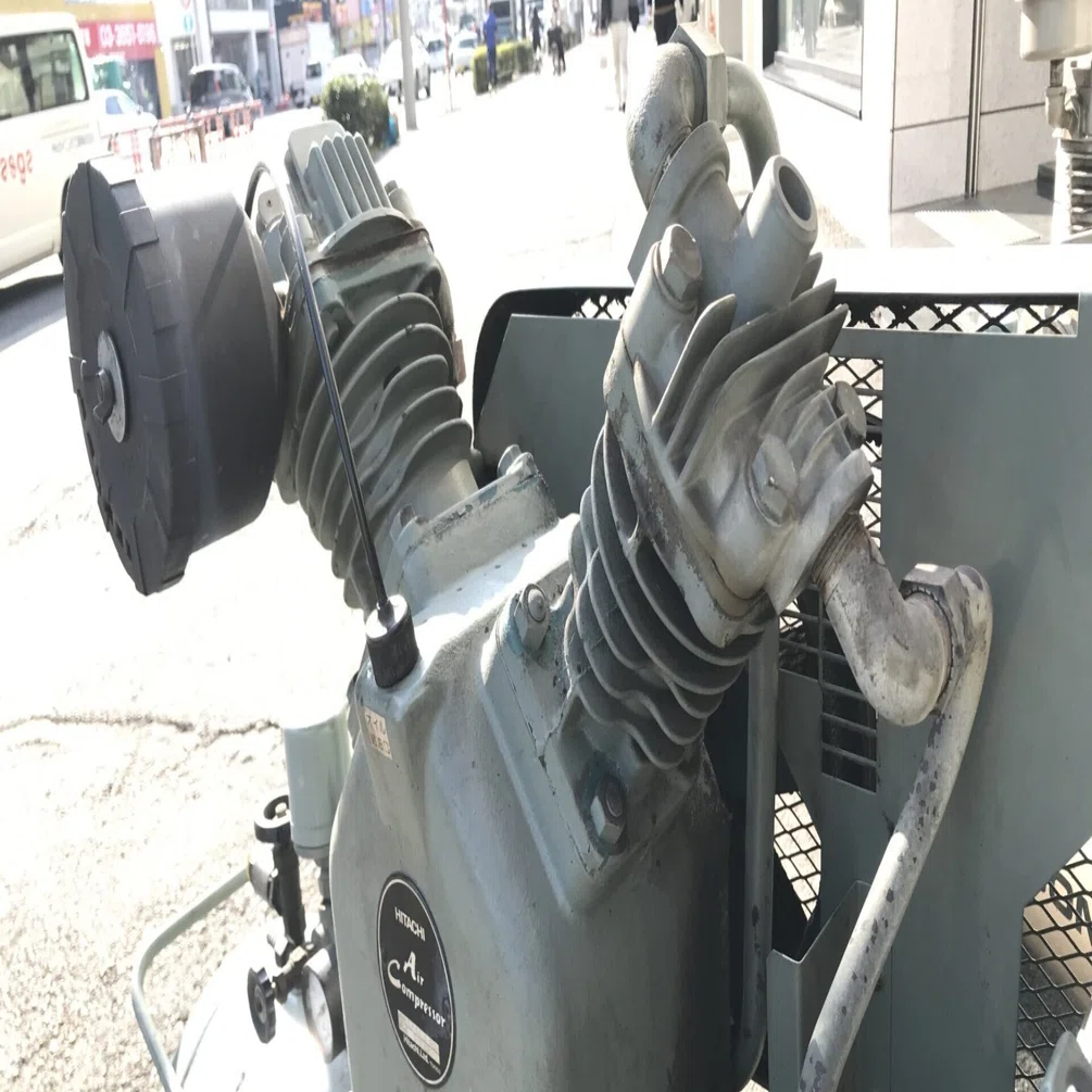 エアーコンプレッサー分解 車コンプレッサー 整備済 マキタ高圧エアー 