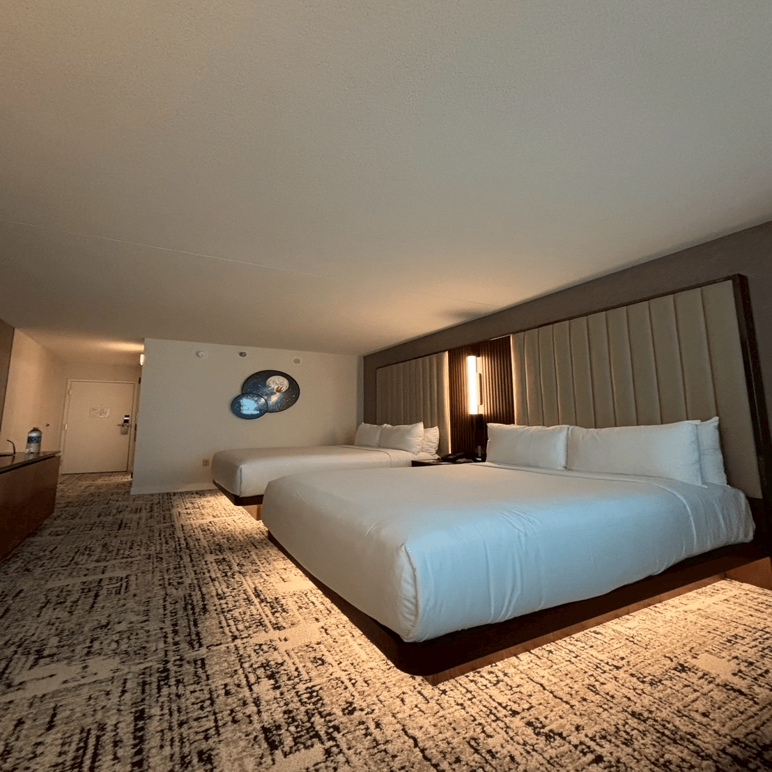 世界一周day142🇺🇸]ラスベガスで無料泊する方法｜よしだ家@夫婦で世界一周