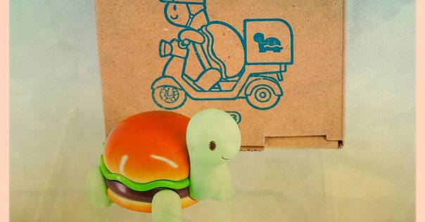 お尻に一目惚れ！プリケツなソフビ、バーガーマン！キングストイ