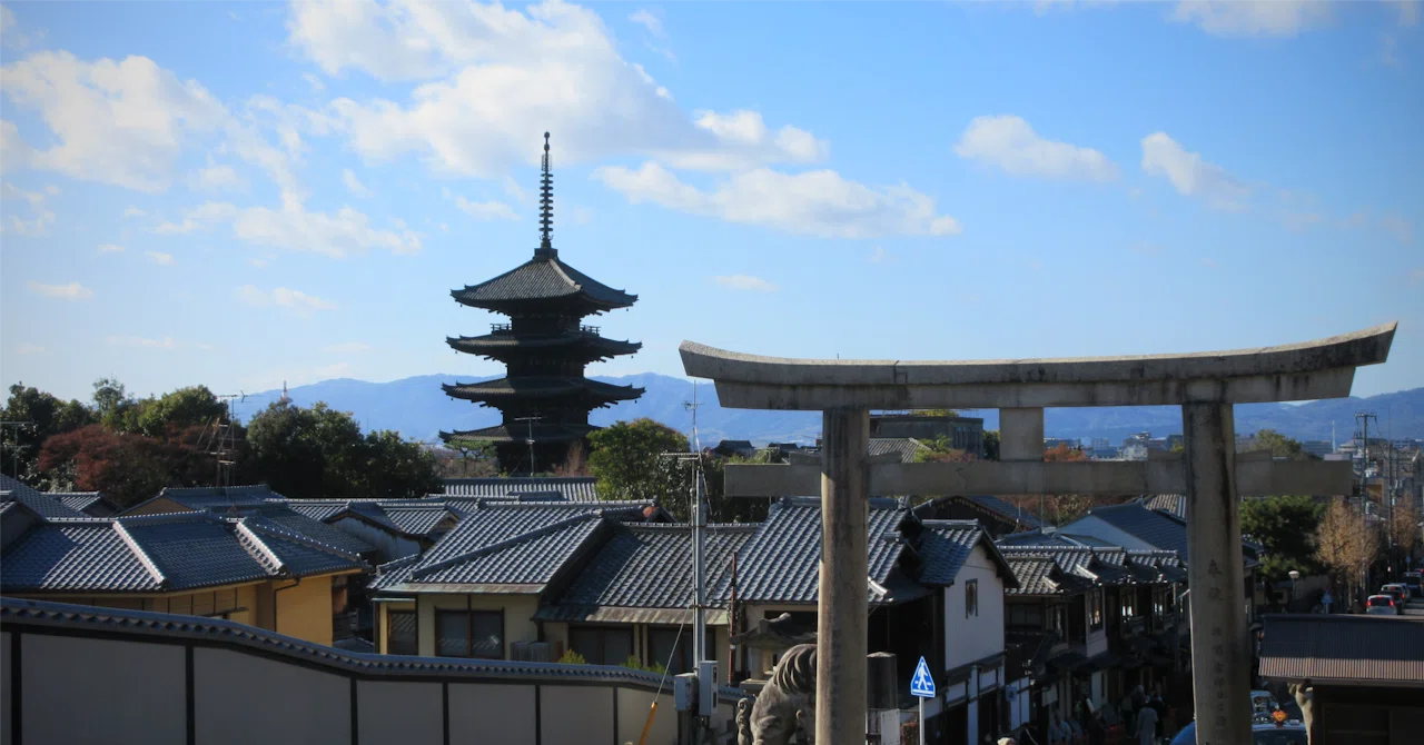 幽霊による庇護　kyoto 許都 Are there ranks among ghosts? Which is higher in rank, a wandering