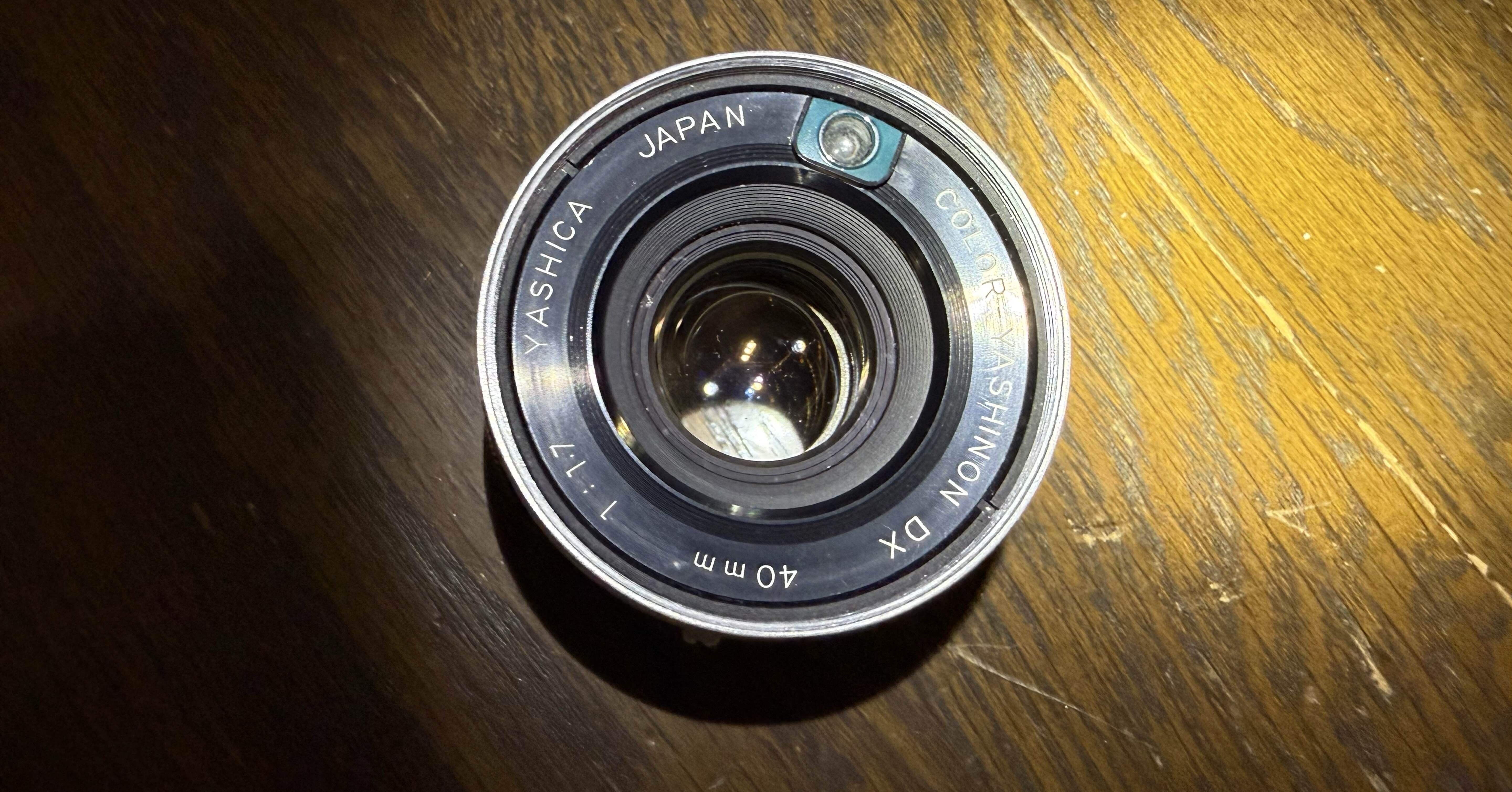 YASHICA COLOR-YASHINON DX 40mm F1.7｜しばちゃん🕊