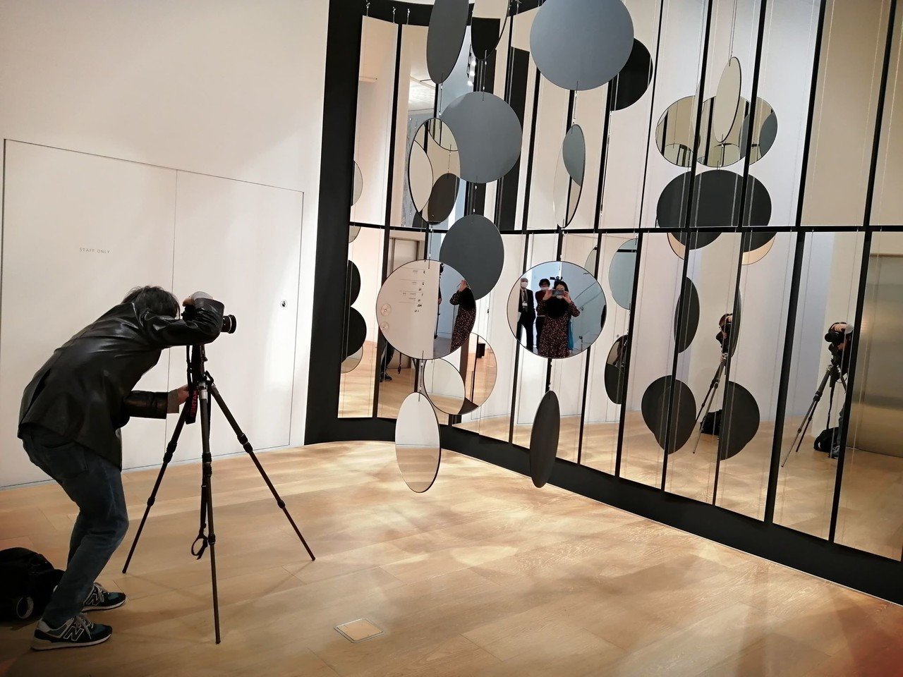 銀と鏡の無限の世界！草間彌生さんの無限の創造力がキラキラ！！＠草間