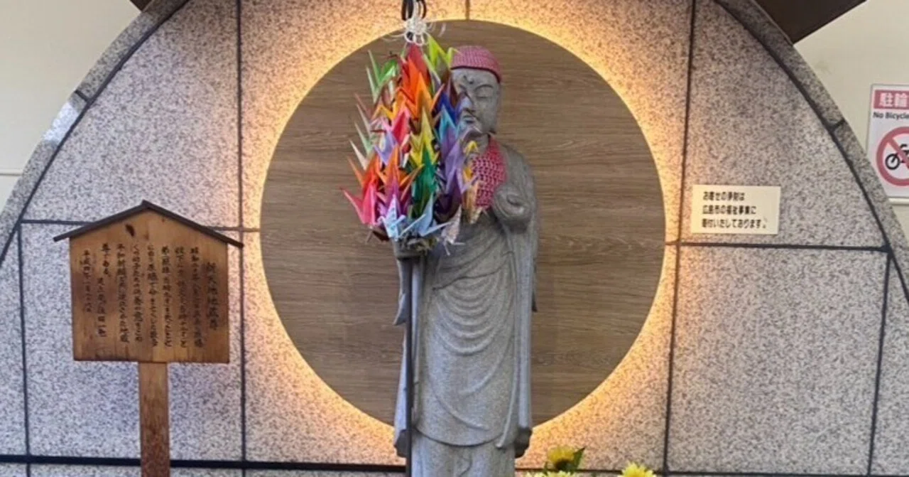 Dignity & Generosity. 尊厳と寛容さ＿街角に佇むお地蔵さんへの