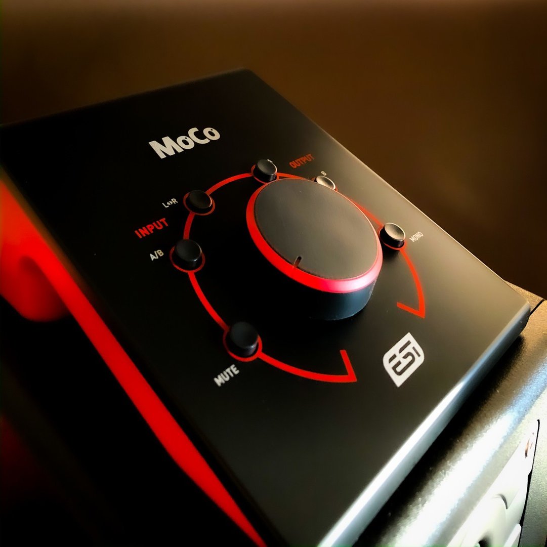 モニターコントローラーMoCo【レビュー/使い方】｜HIRO