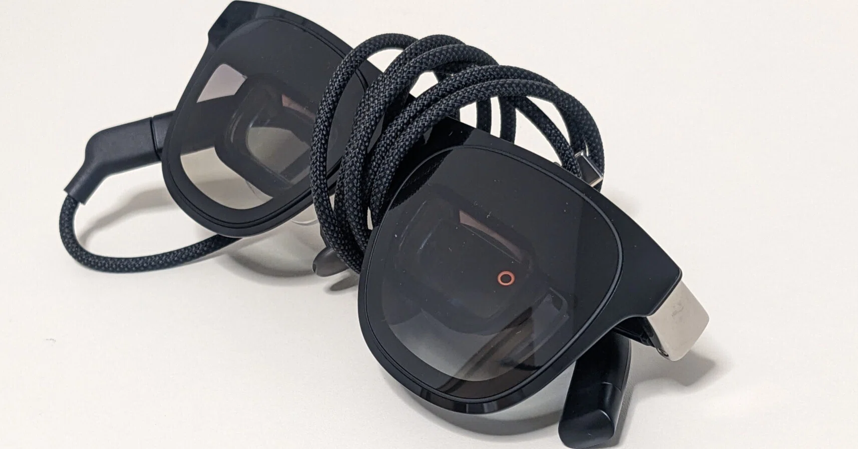 XREAL One Proは屋外に自分だけの空間を作ることができる｜さしみつ