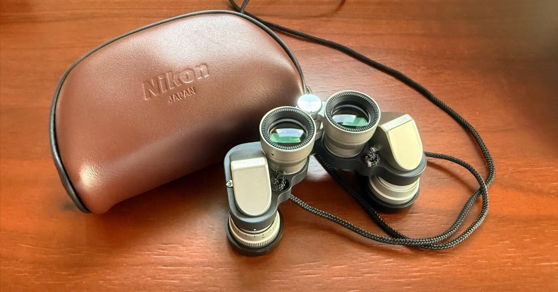 ジャンク品】Nikon 6x15 8° 双眼鏡 日本製 nikon ニコン 双眼鏡 ジャンク品】Nikon 6x15 8° 双眼鏡 日本製 nikon ニコン 双眼鏡