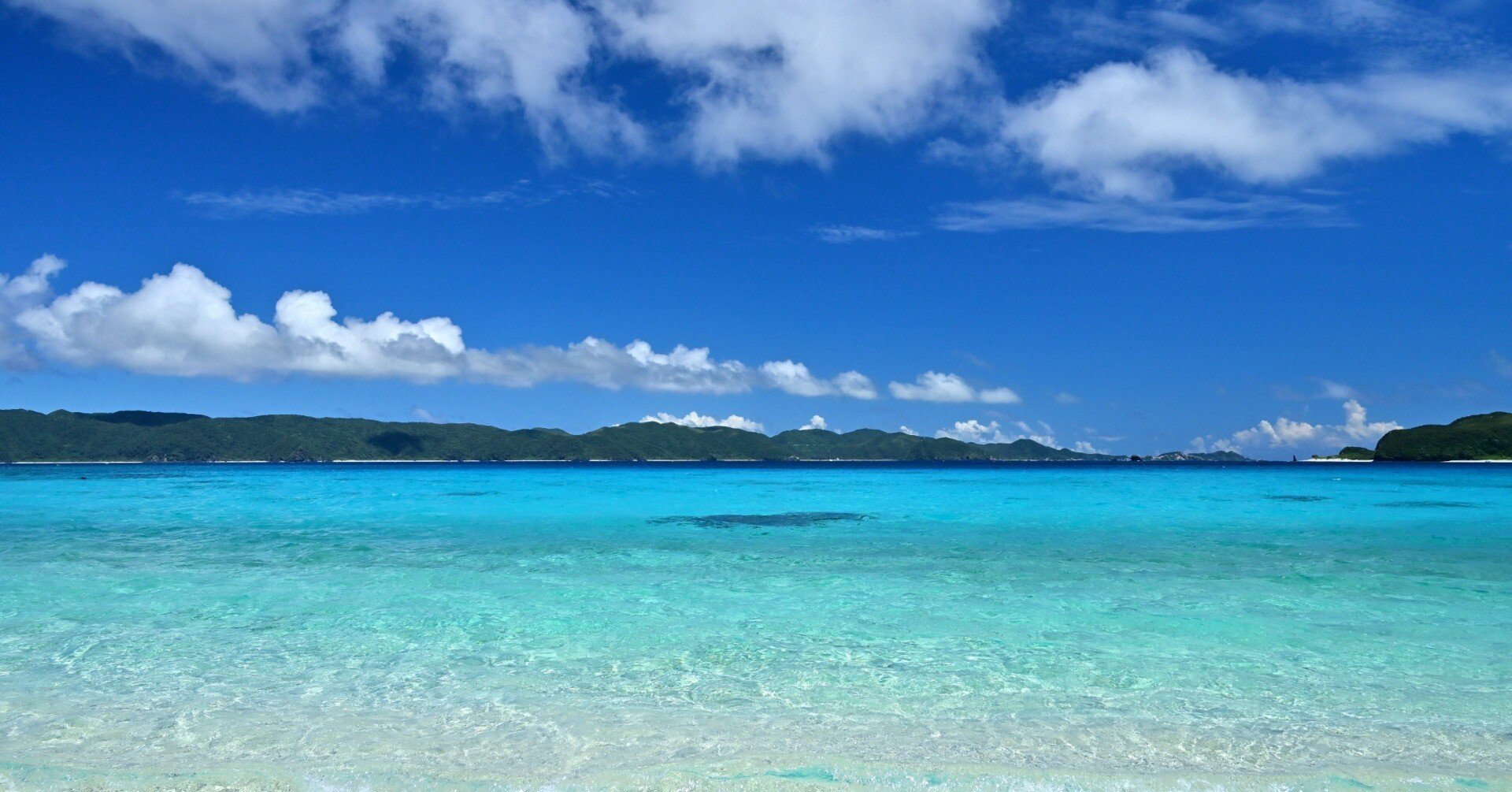 沖縄の離島】古座間味ビーチのケラマブルー｜Heira.K