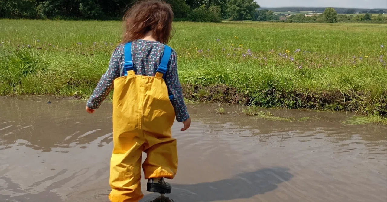 A Puddle is a Playground in Country Life｜おかあのドイツ暮らし。