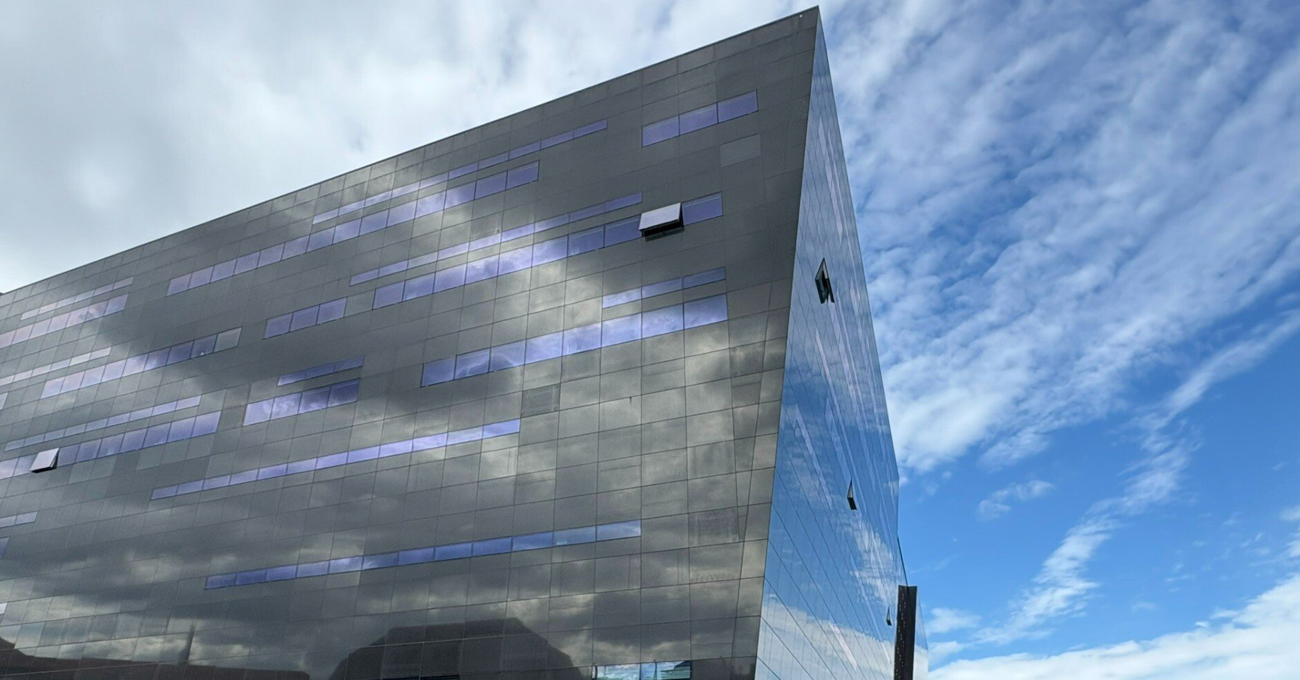 こんな図書館があったらもっと勉強する！」と思わずにはいられない