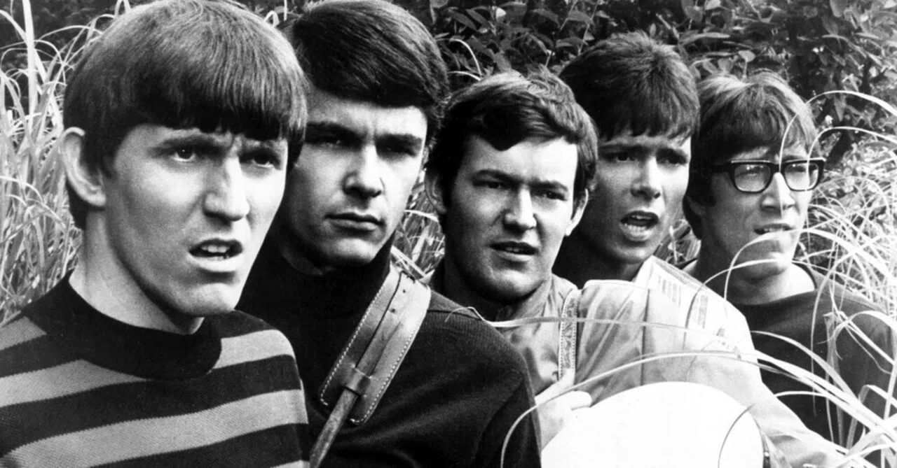 The Shadows - Apache (1960 UK:1)｜マサ | 洋楽情報