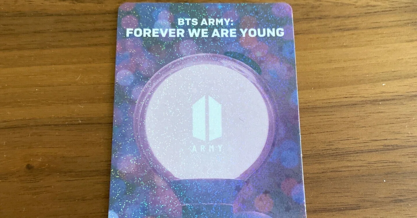 BTS ARMY『FOREVER WE ARE YOUNG』｜kikijiji
