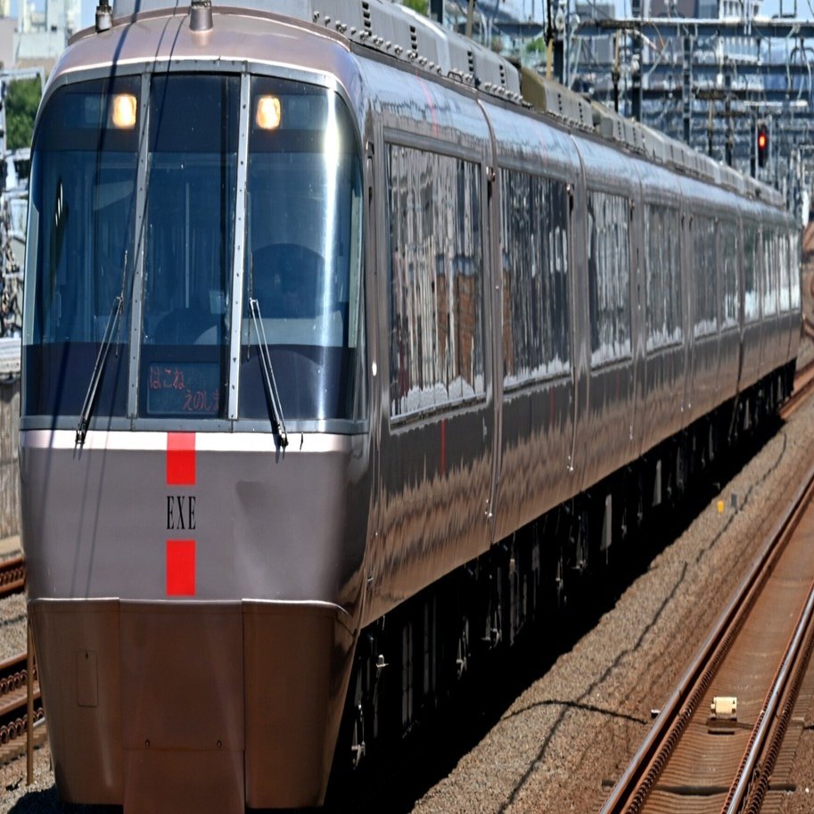 小田急ロマンスカー 最後の前面愛称表示搭載の30000形EXE・営業全形式