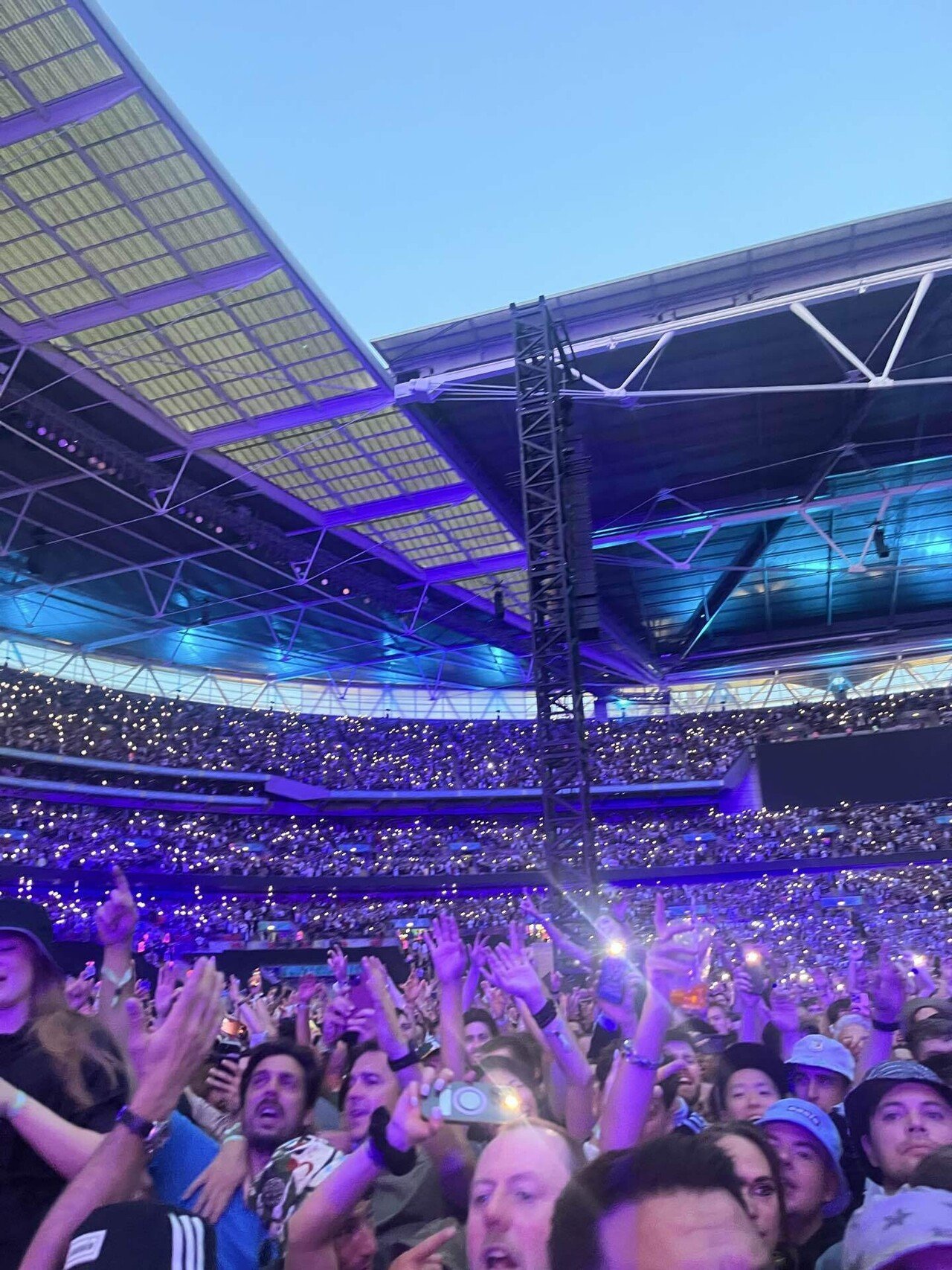 Oasisのライブに行ってきたぞ Wembley Stadium ｜限界ナイトワーカー田中