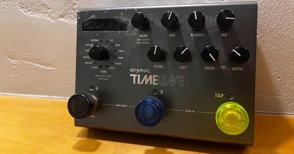 9Vバッテリーパワーサプライ Vertex Effects Battery Power Supply」！4つの9V電池をまとめて