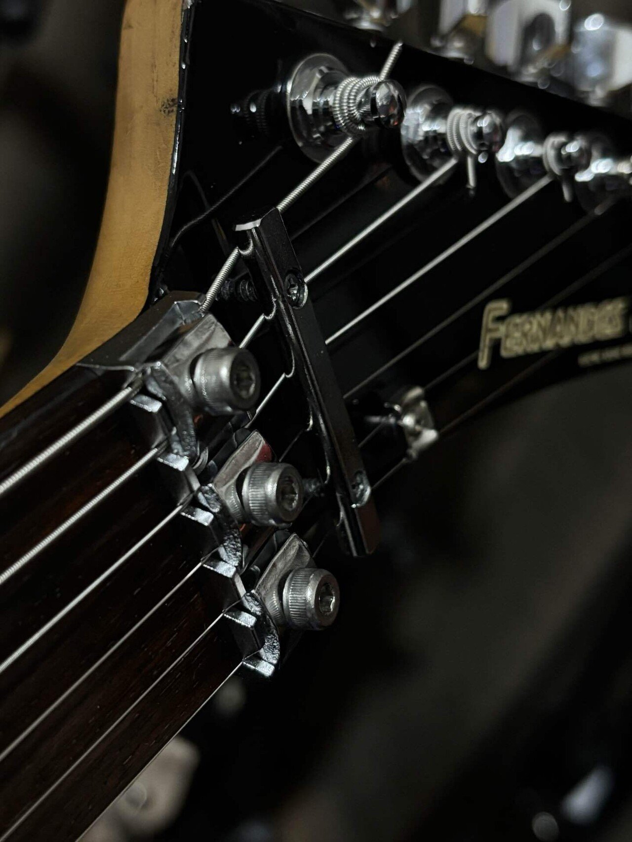 フェルナンデスエレキギター　自作塗装品 FERNANDES Fernandes LIMITED EDITION Custom body エレキギター