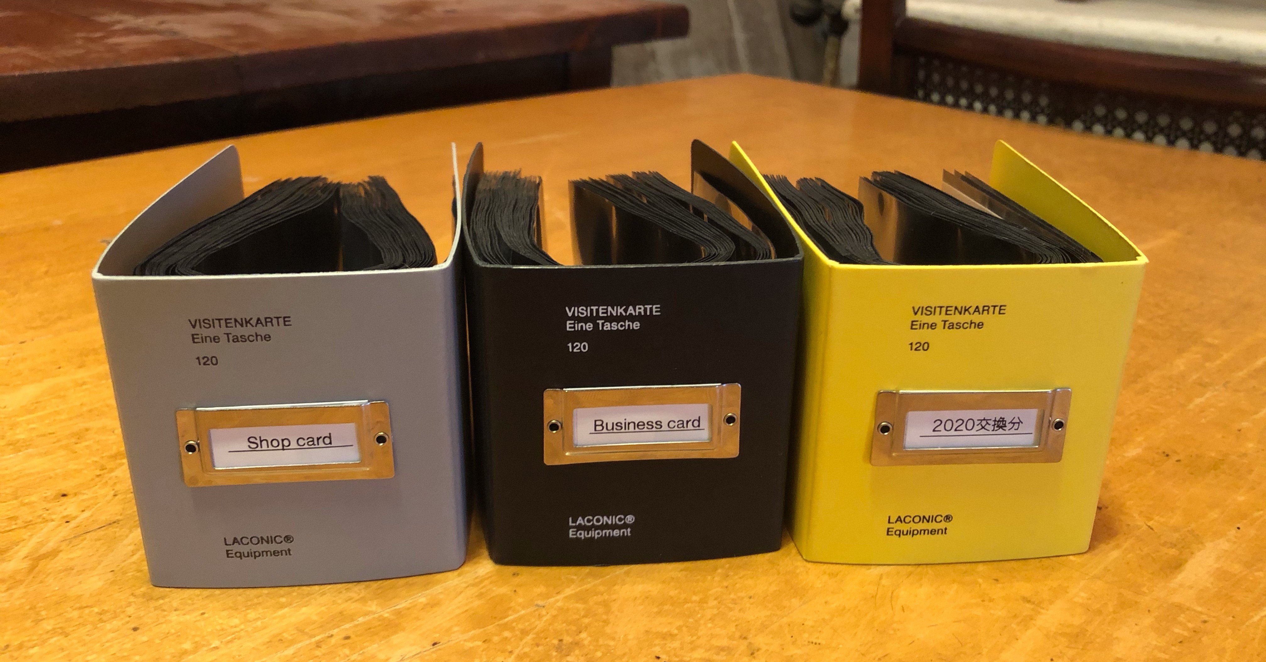 名刺管理に悩んだら読んでほしい「小ぶりで太っちょなネームカード