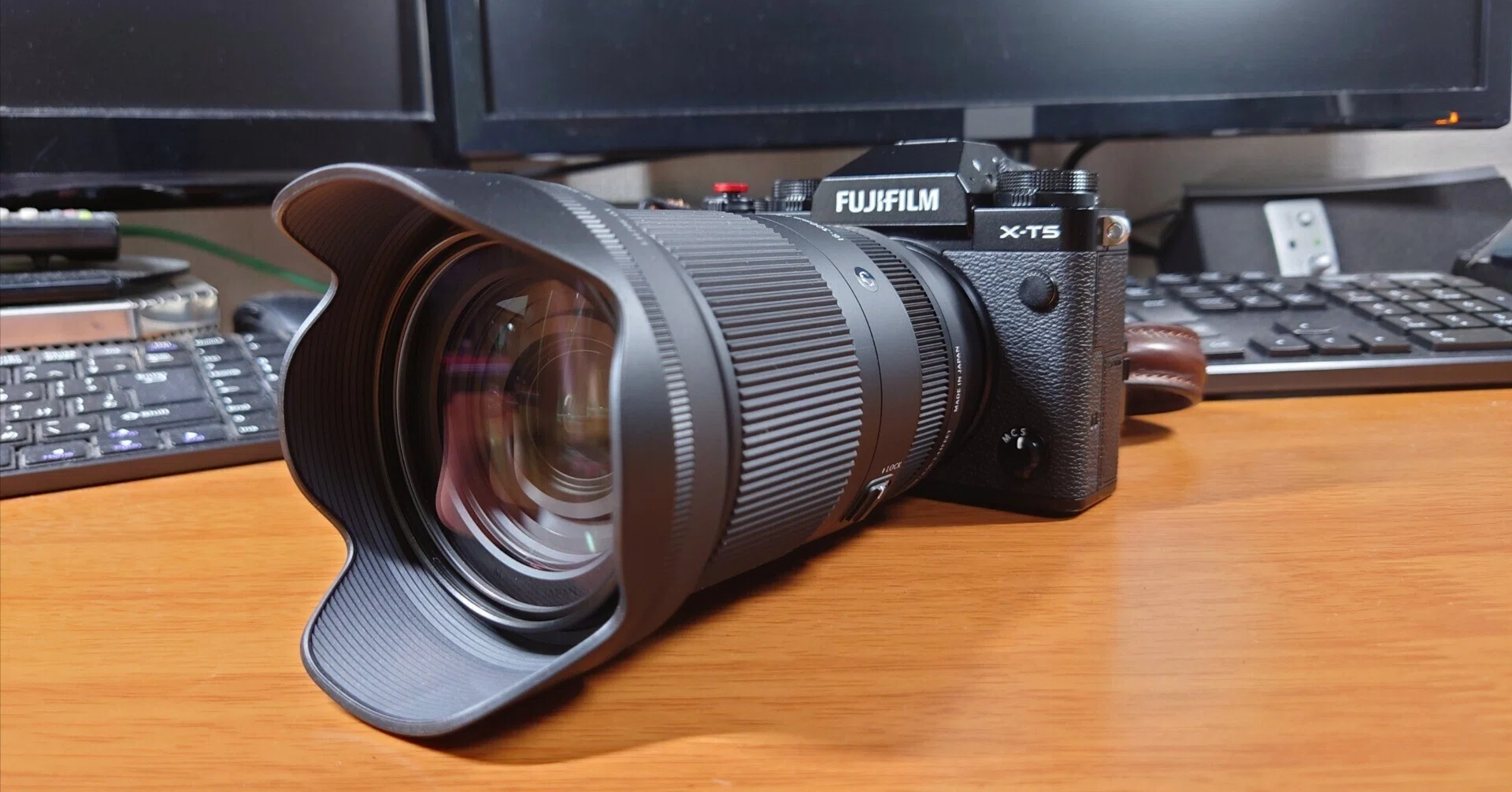 SIGMA 16-300mm F3.5-6.7 DC OS / CONTEMPORARY｜あお