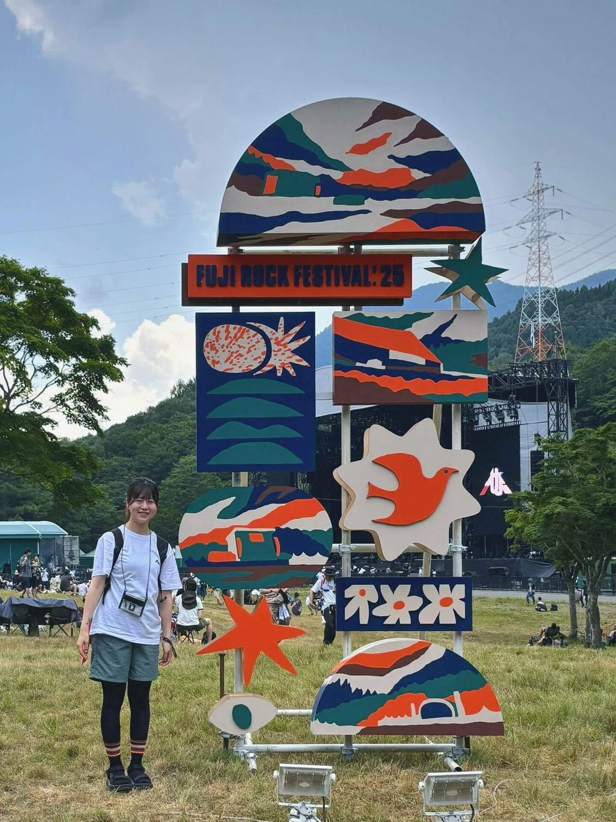 フジロックで記念撮影をする写真