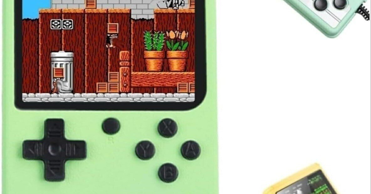 本日見つけた掘り出し物】レトロゲームが持ち運びできる！内蔵500種類