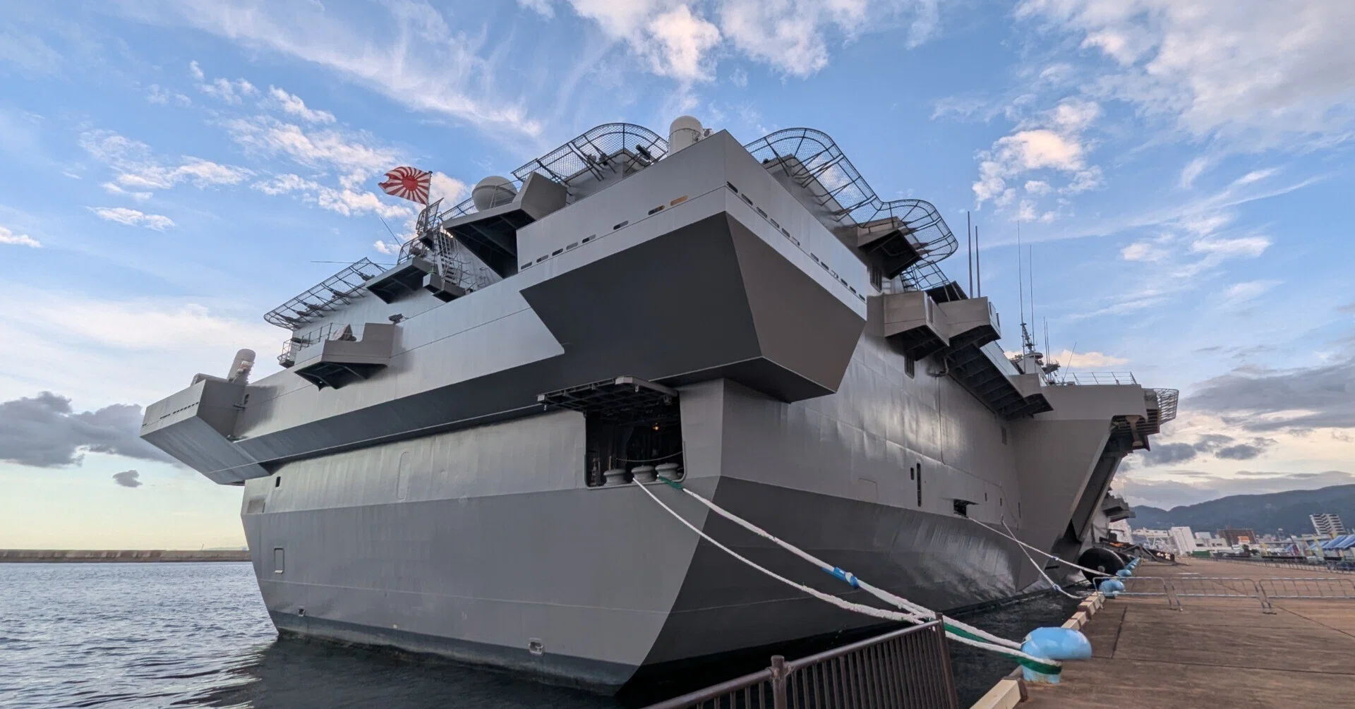 事実上の空母”護衛艦かが：別府湾にやってきた篇｜後藤 暢子