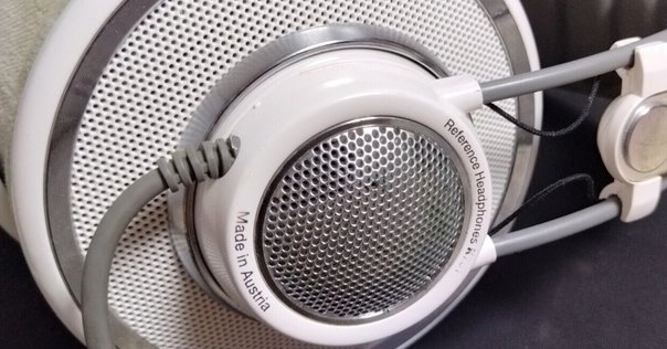 AKGの白くておしゃれな有名ヘッドホンが良すぎる【K701】｜Harushika