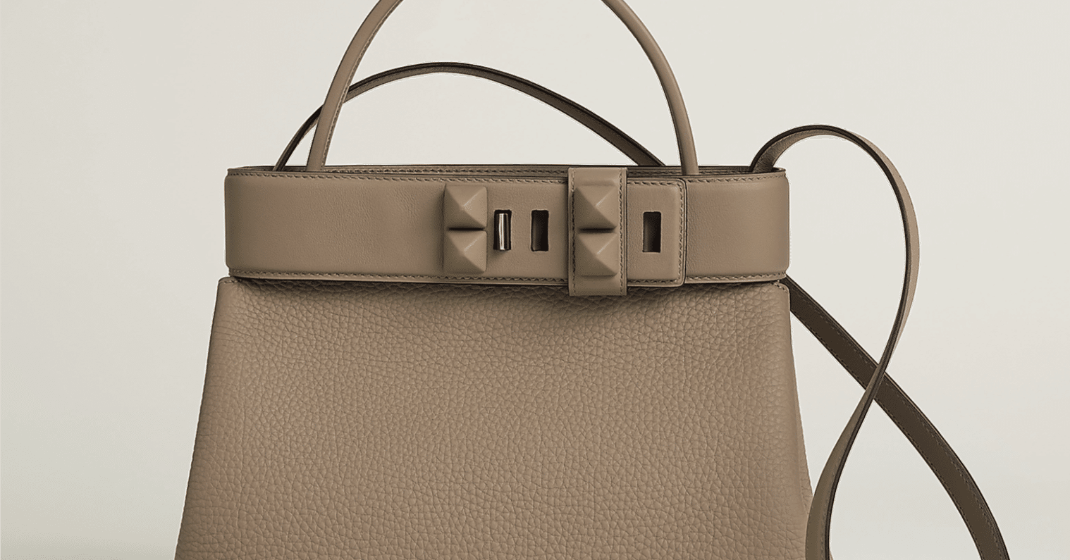 ❤新品未使用　エルメス　ピエール・ドリアン　20cm　箱付き　八角形❤ エルメスを象徴するピラミッド型が特徴的なXXLサイズの《メドール