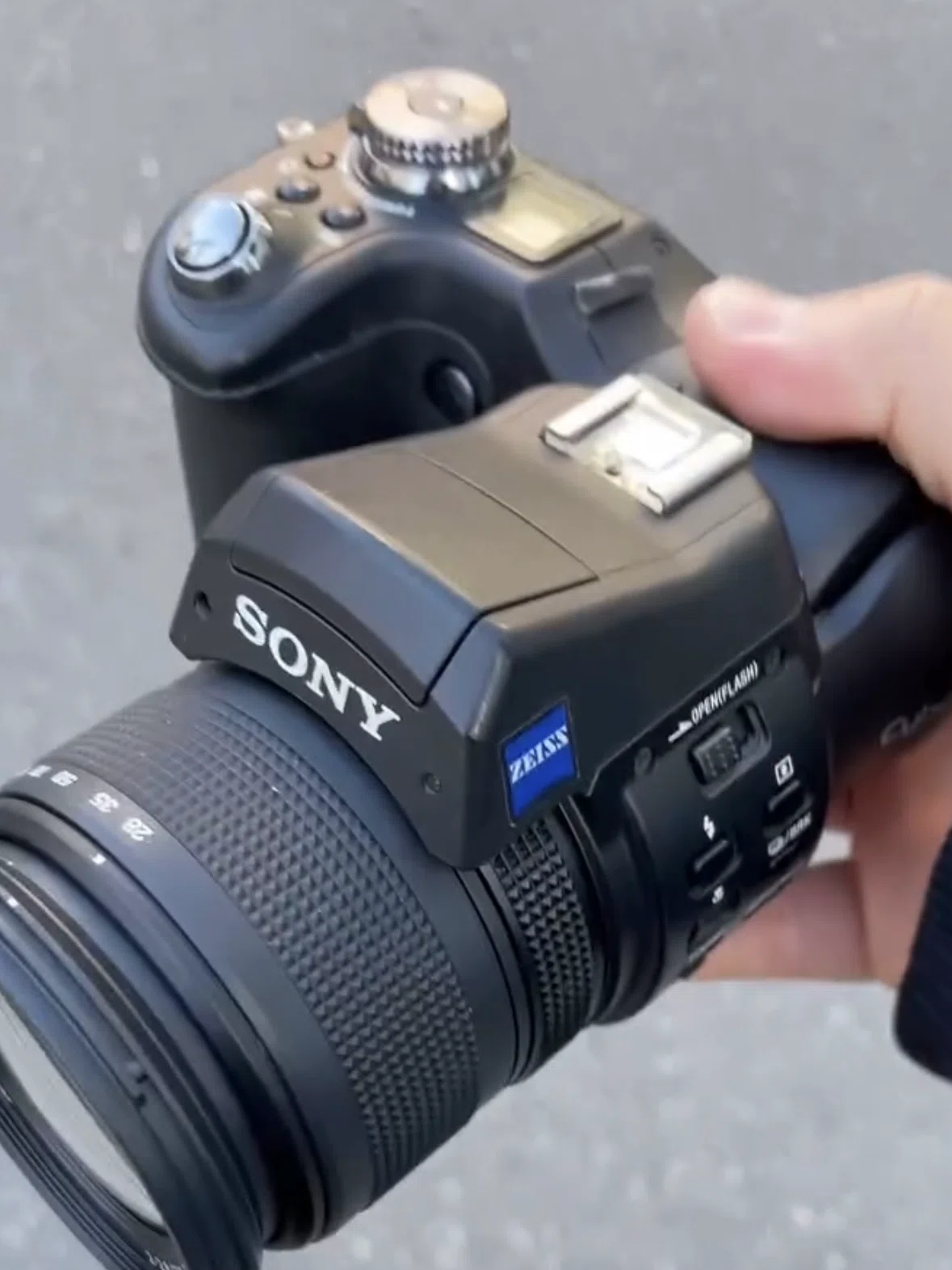 DSC-F828 充電器、電池 カード付、動作OK デジタルスチルカメラ SONY