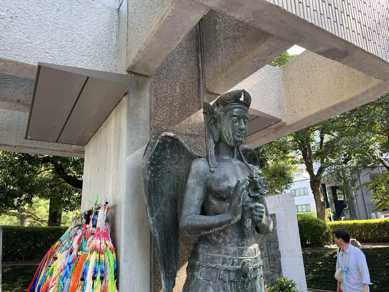 誰かの心に残るものを——彫刻家・圓鍔勝三から学ぶ“人間の仕事”｜うたの